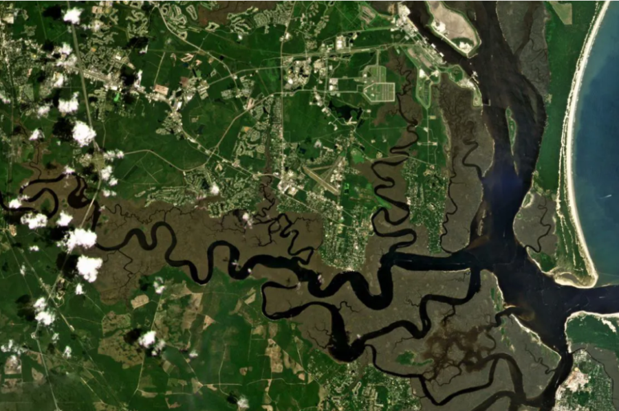 St.Marys River,United States. ©︎ 2021, Planet Labs Inc. All Rights Reserved